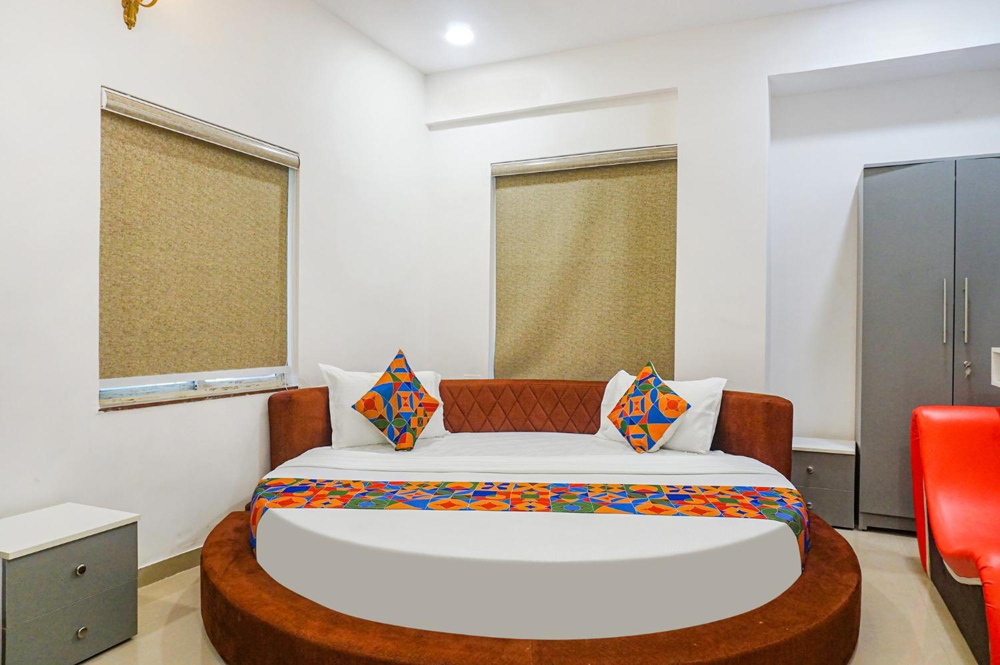 Hotel O The Leela Inn Pune Exteriör bild