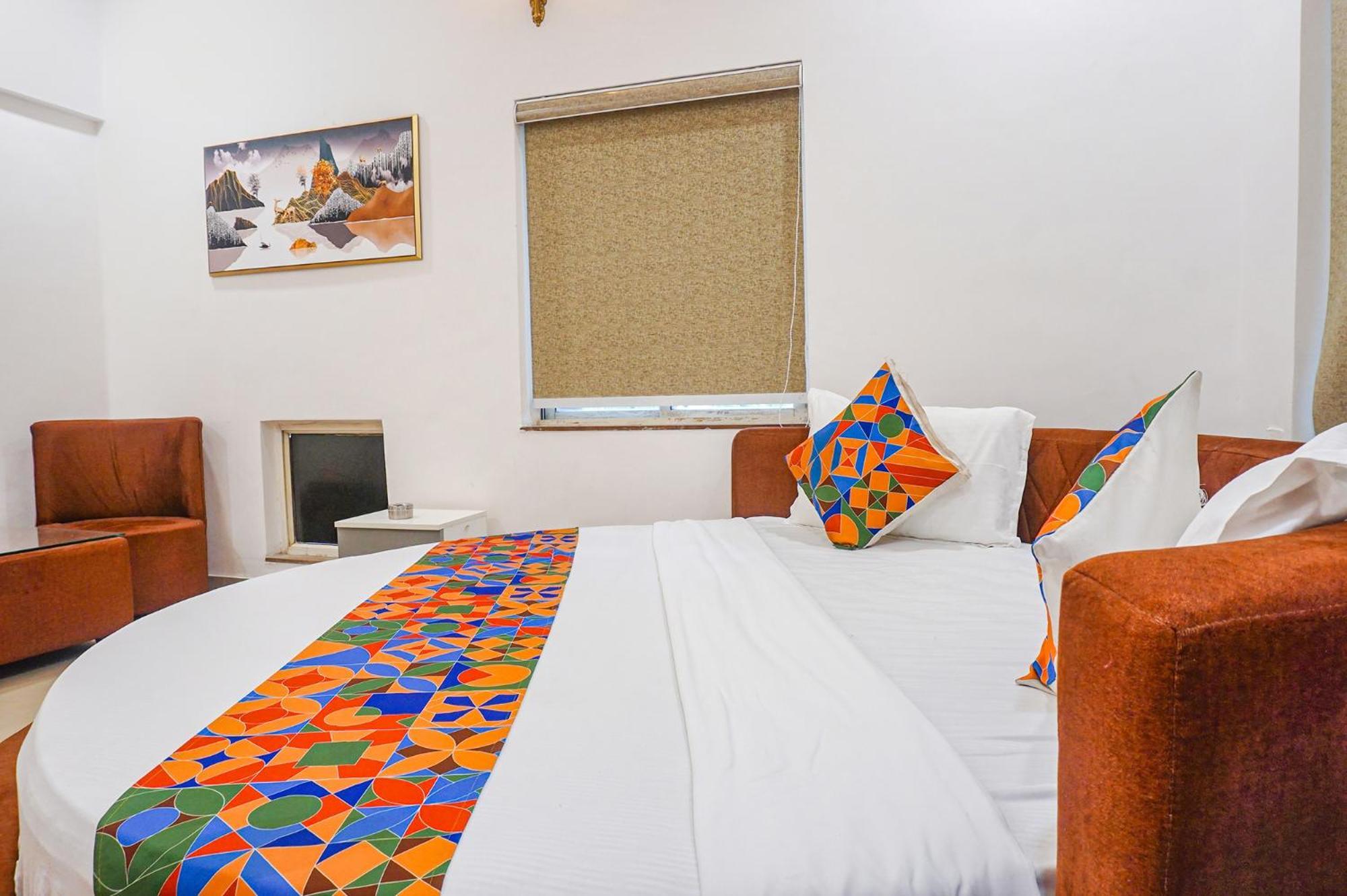 Hotel O The Leela Inn Pune Exteriör bild